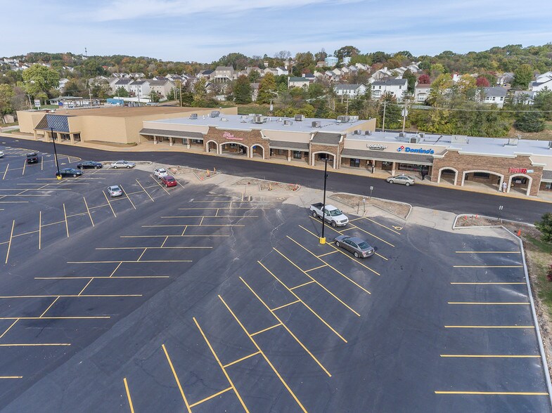 More Photos Of 99-111 Hilltop Village Center Dr, Eureka Unknown For Lease