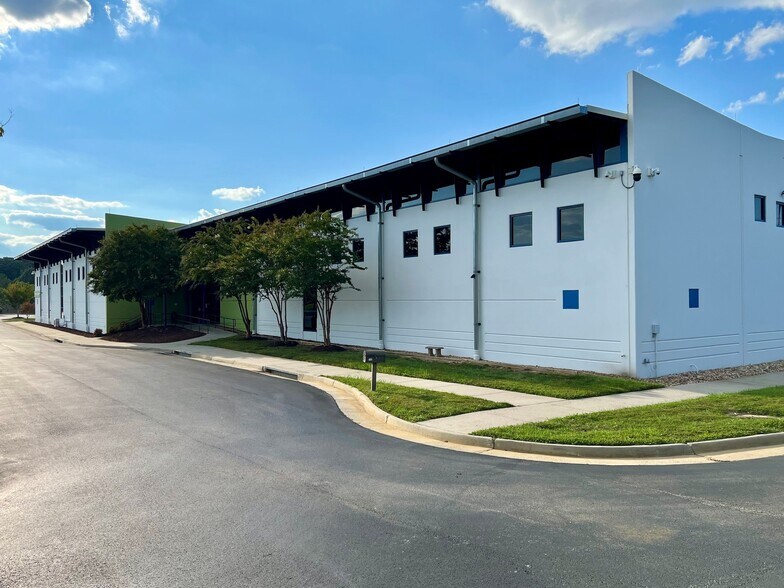More Photos Of 119 Cane Creek Blvd, Danville Warehouse For Lease