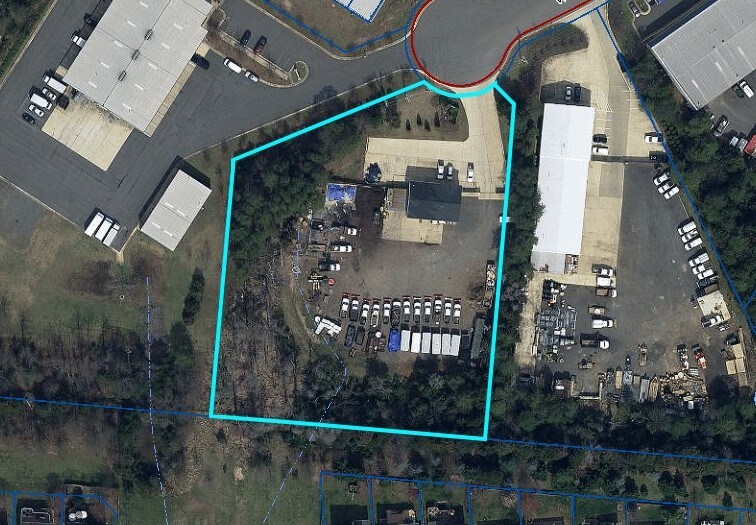 More Photos Of 8780 Virginia Meadows Dr, Manassas Industrial For Lease