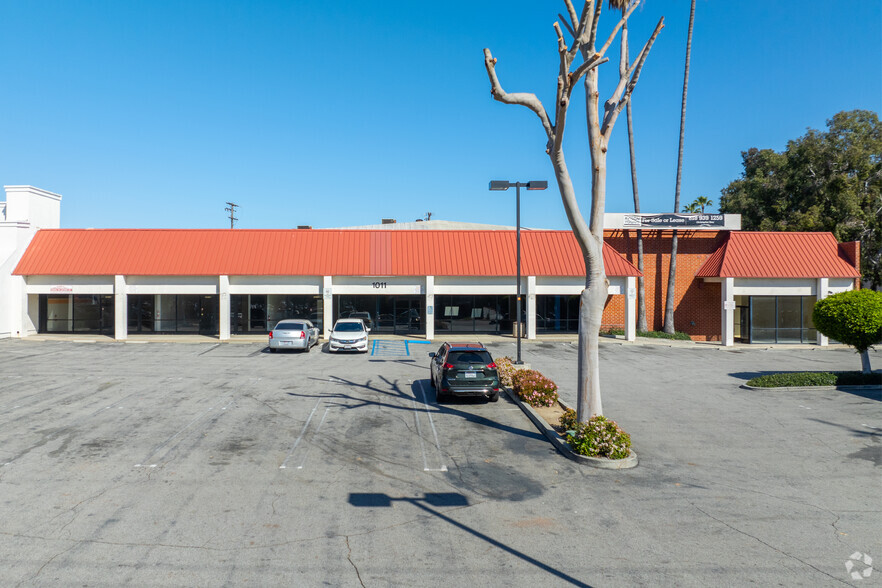 Primary Photo Of 1011 W Alameda Ave, Burbank Loft Creative Space For Sale