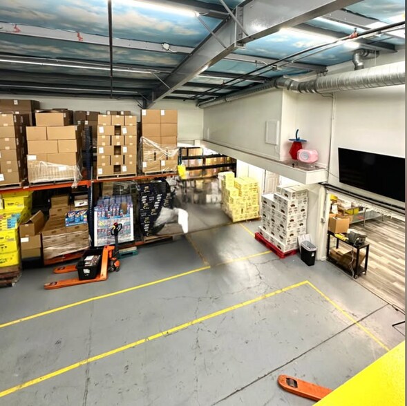 More Photos Of 7095 W 3500 S, Salt Lake City Service For Lease