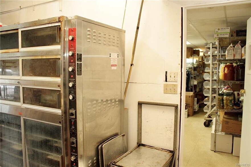 More Photos Of 3333 Lockport Olcott Rd, Newfane Restaurant For Sale