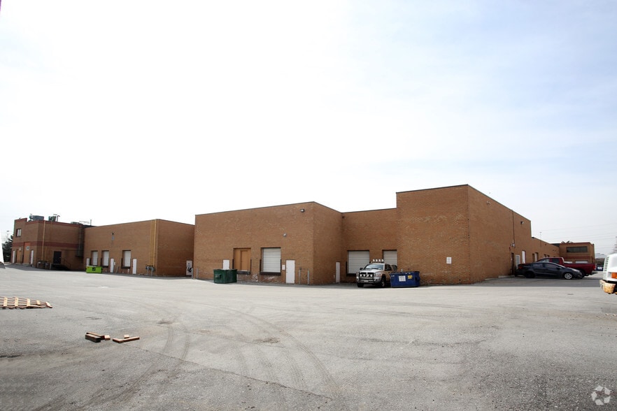 More Photos Of 14 Automatic Rd, Brampton Warehouse For Sale