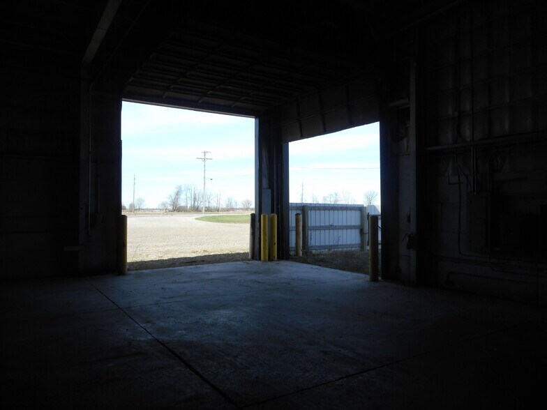 More Photos Of 5257 US ROUTE 22, Washington Court House Distribution For Sale