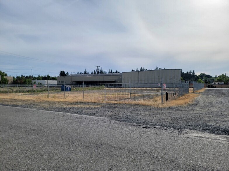 Primary Photo Of 1895 16th St SE, Salem Land For Lease