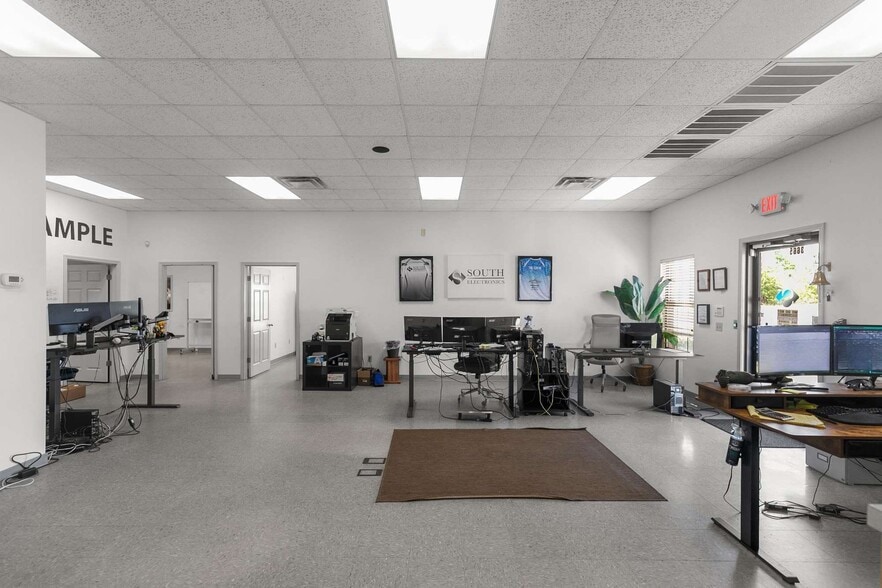 More Photos Of 3665 Westgate Pky, Dothan Office For Sale