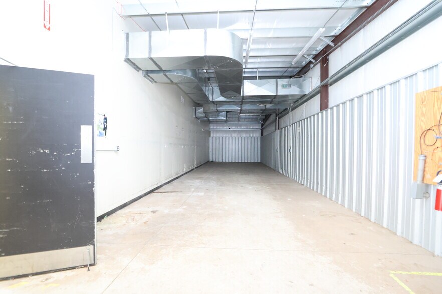 More Photos Of 215 Sandusky St, Plymouth General Retail For Sale