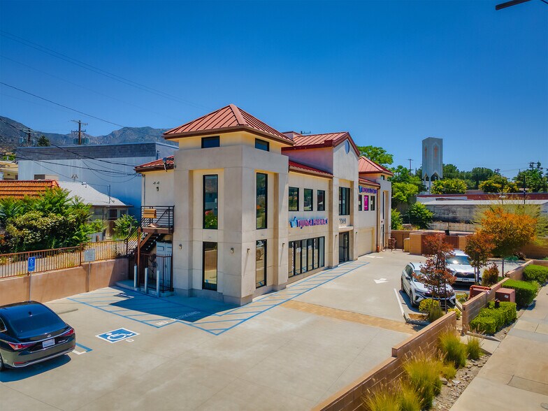 More Photos Of 7335-7341 Foothill Blvd, Tujunga Light Manufacturing For Sale