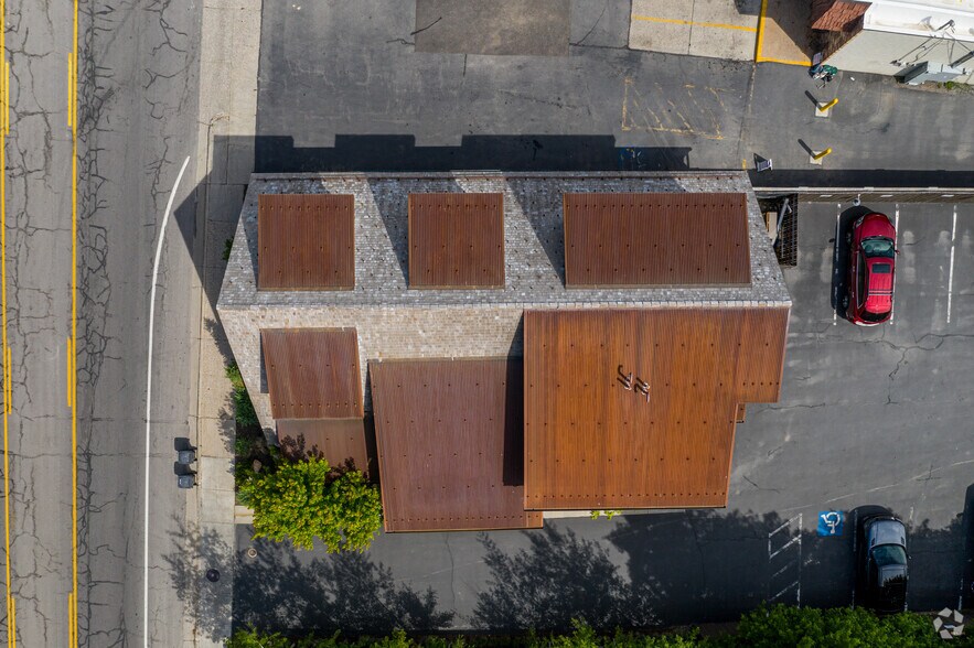 More Photos Of 1492 Park Ave, Park City Office For Lease