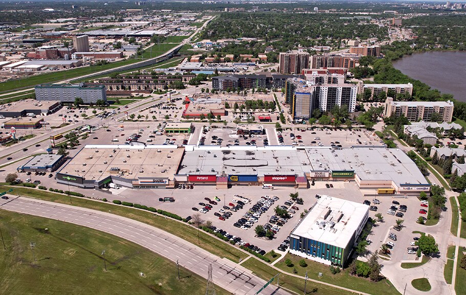 More Photos Of 1910 Pembina Hwy S, Winnipeg Freestanding For Lease