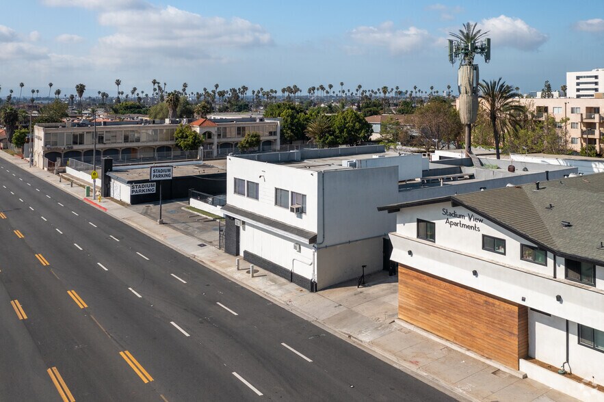 More Photos Of 923 S Prairie Ave, Inglewood Warehouse For Lease