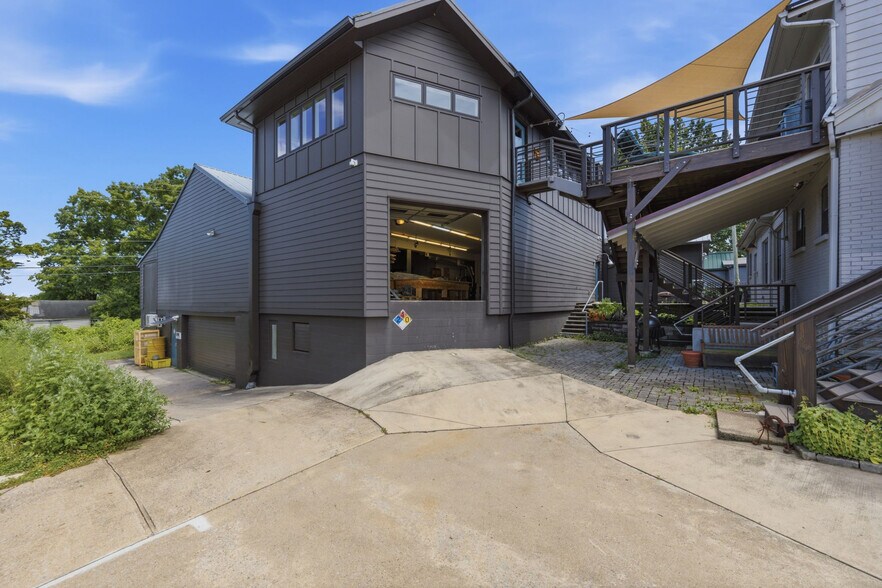 More Photos Of 2606 Westwood Dr, Nashville Light Distribution For Sale
