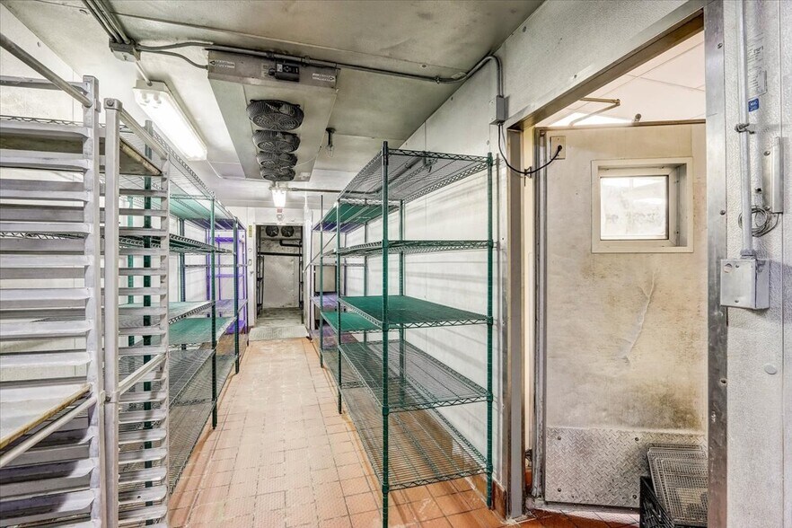 More Photos Of 10950 W Good Hope Rd, Milwaukee Restaurant For Sale