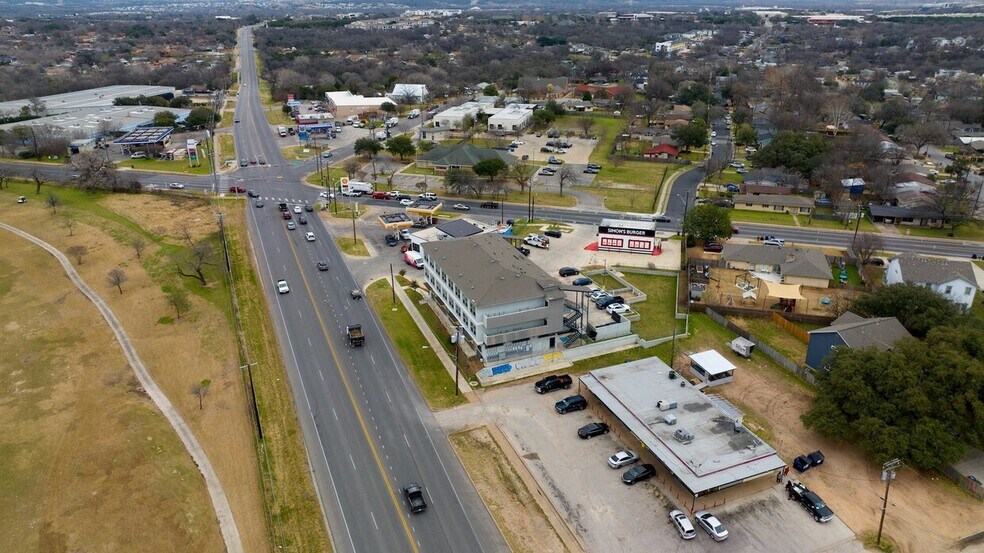 More Photos Of 4507 E Martin Luther King Jr Blvd, Austin Apartments For Sale