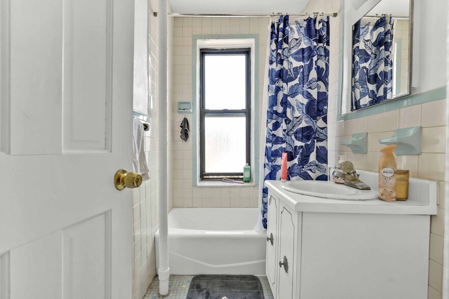 More Photos Of 28-32 44th St, Astoria Apartments For Sale