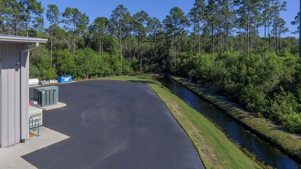 More Photos Of 17629 Cordova Pl, Panama City Beach Industrial For Sale