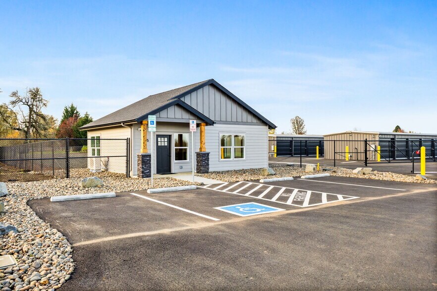 More Photos Of 12755 Clow Corner Rd, Dallas Self Storage For Sale