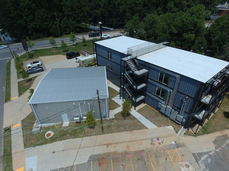 Primary Photo Of 1130 Chattahoochee Ave NW, Atlanta General Retail For Lease