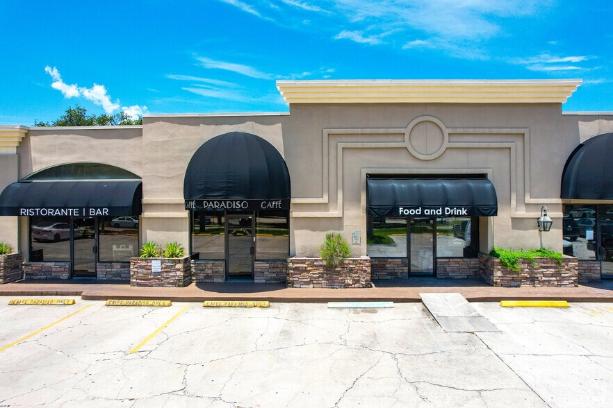 More Photos Of 4205 S Macdill Ave, Tampa Unknown For Lease