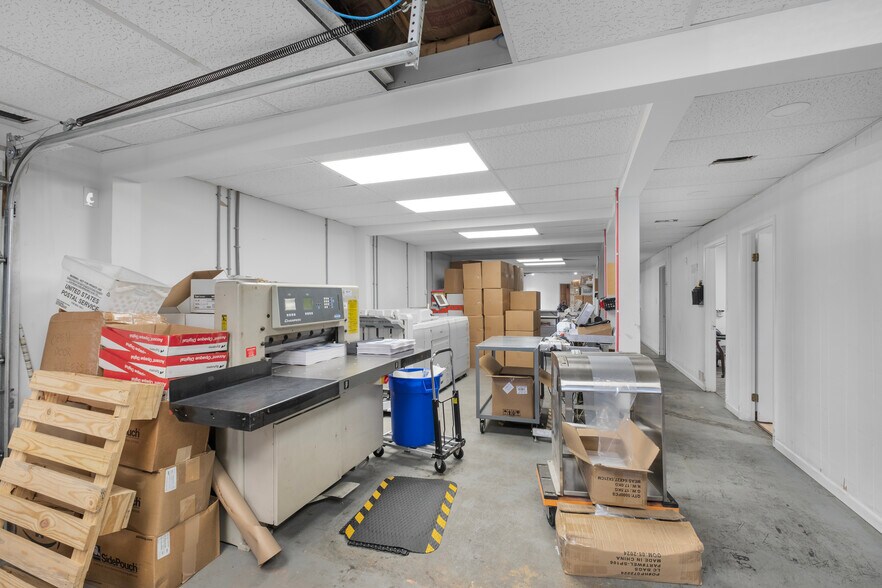 More Photos Of 1315 Harding Hwy, Richland Office Residential For Sale