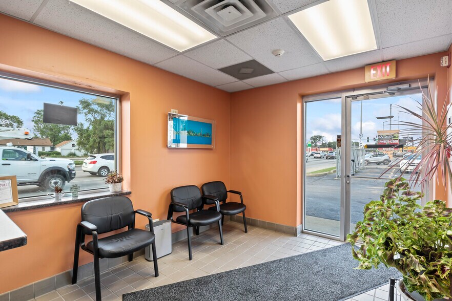 More Photos Of 332 E 159th St, Harvey Auto Repair For Sale