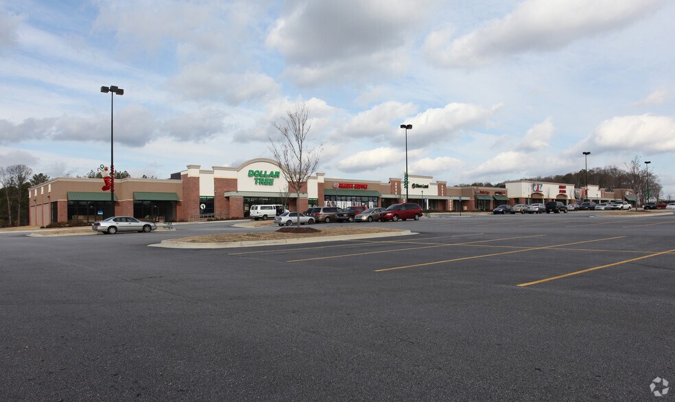 More Photos Of 3012-3058 Anvil Block Rd, Ellenwood Storefront For Lease
