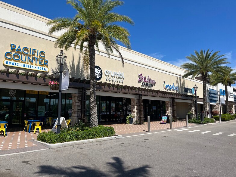 More Photos Of 4800-4996 S Tamiami Trl, Sarasota Unknown For Lease