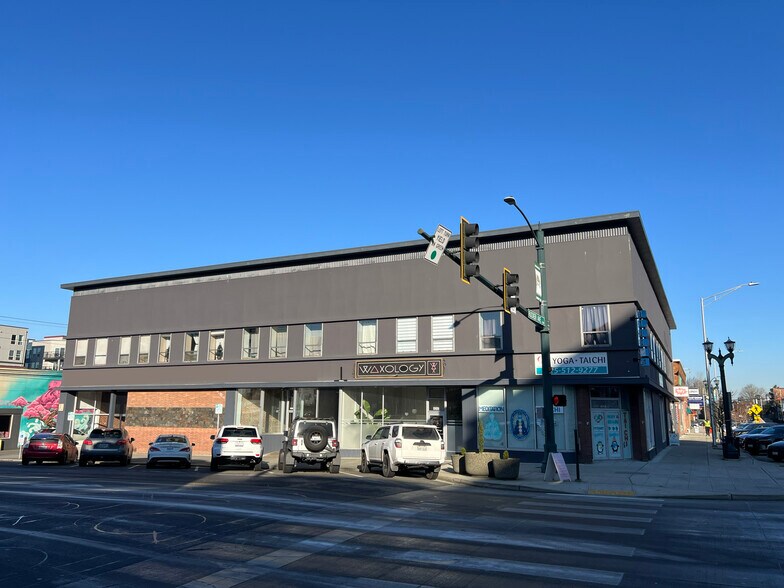 More Photos Of 1313 Hewitt Ave, Everett Storefront Retail Residential For Sale