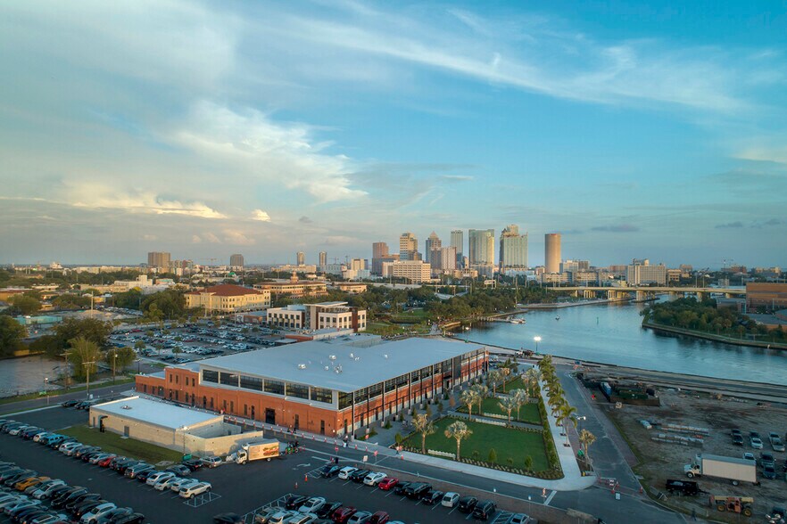 More Photos Of 1910 N Ola Ave, Tampa Coworking Space