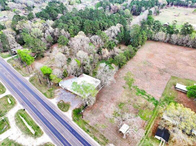 More Photos Of 2852 FM 92, Silsbee Warehouse For Sale