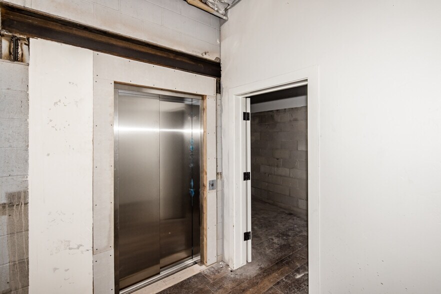 More Photos Of 1515 Marlboro Dr, Lake Havasu City Restaurant For Sale