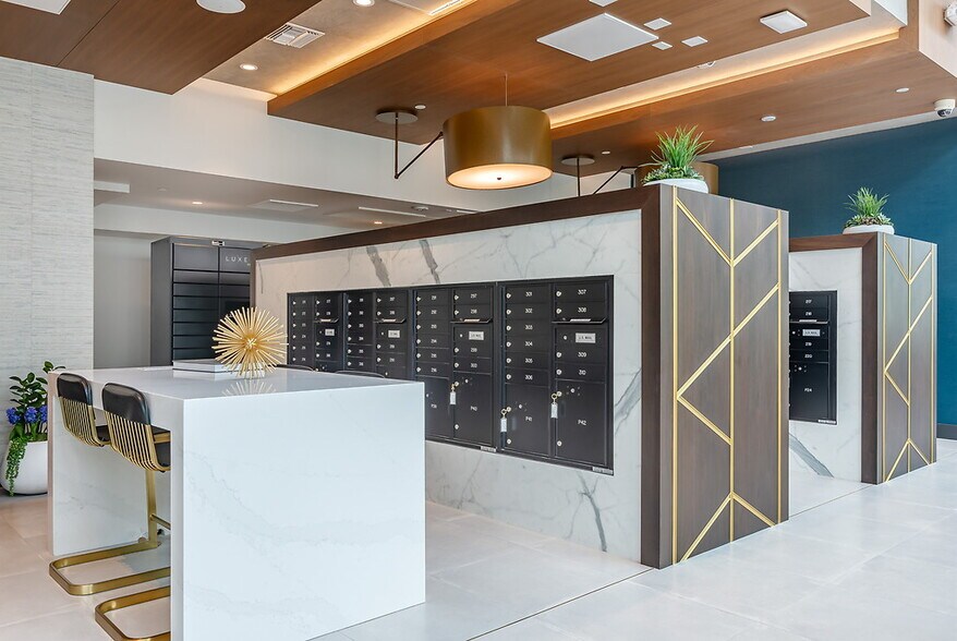 More Photos Of 6240 W Sunset Blvd, Los Angeles Apartments For Lease