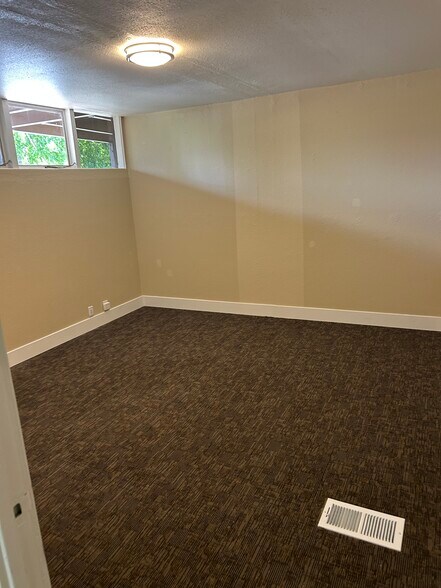 More Photos Of 1421 Montgomery Dr, Santa Rosa Office For Lease