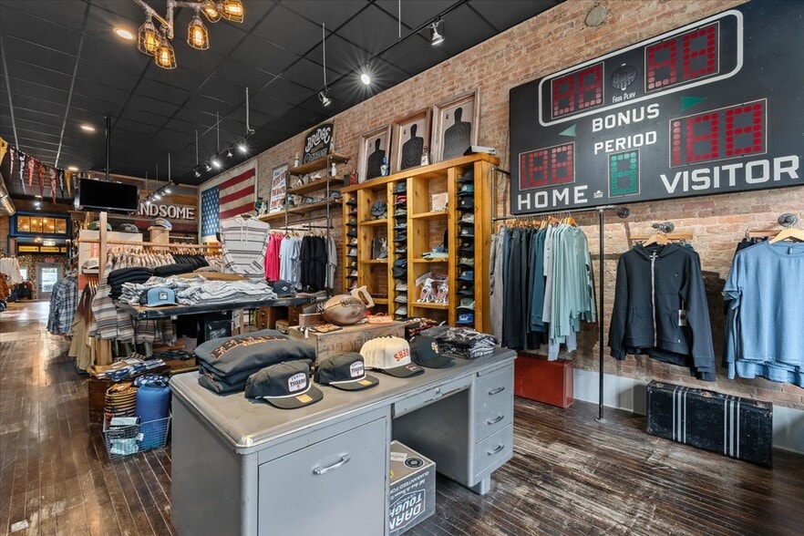 More Photos Of 104 S Leroy St, Fenton Storefront Retail Residential For Sale