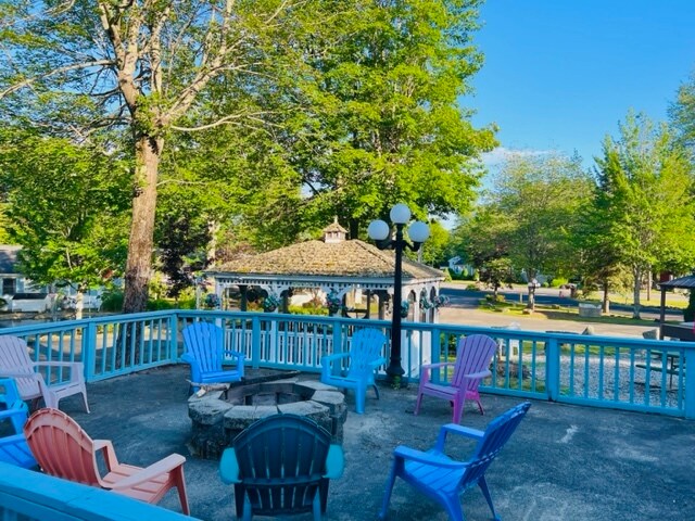 More Photos Of 18 Ocean Park Rd, Saco Hotel For Sale
