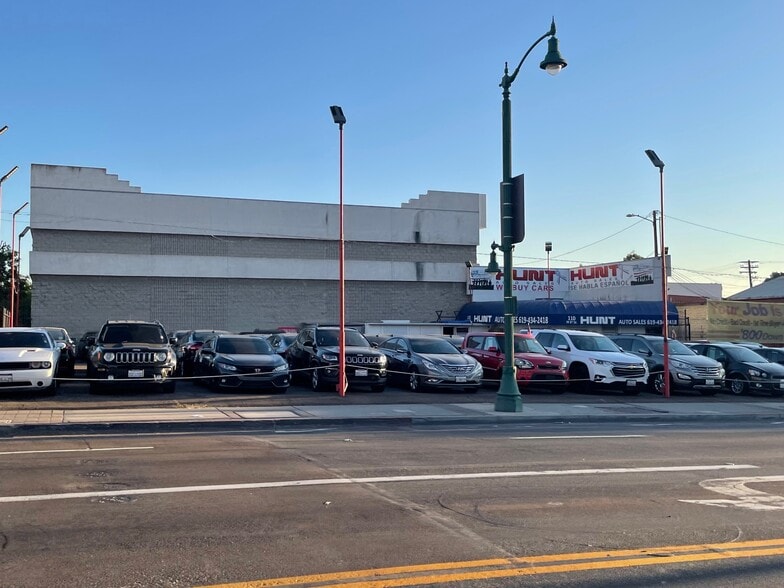 More Photos Of 110 W 8th St, National City Auto Dealership For Lease