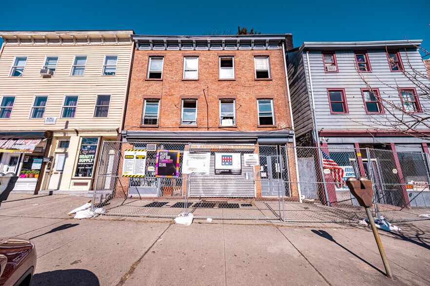 More Photos Of 230 Broadway, Newburgh Storefront Retail Office For Lease