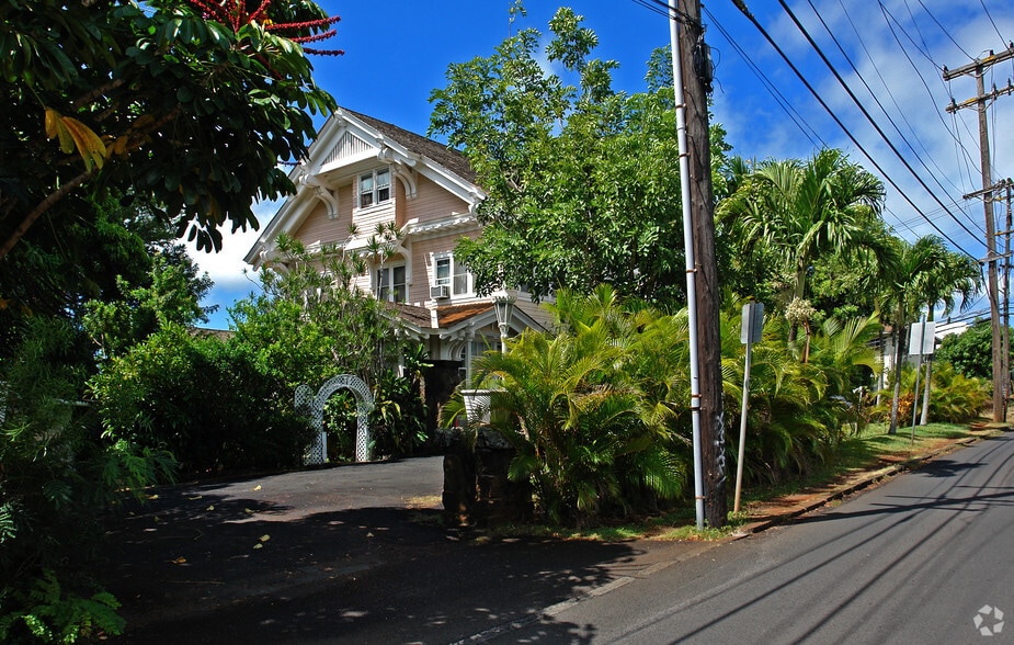 More Photos Of 2001 Vancouver Dr, Honolulu Hospitality For Sale