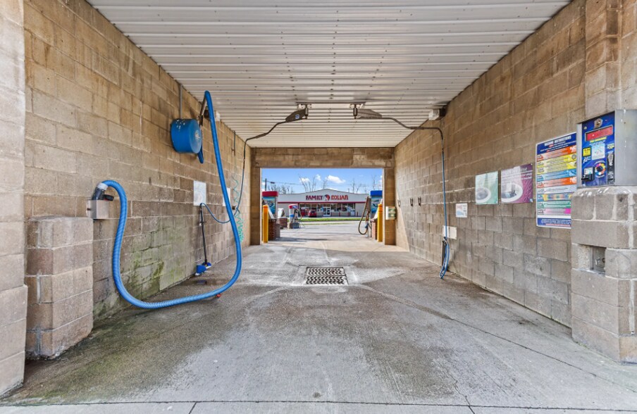 More Photos Of 6295 W 3rd St, Dayton Self Storage For Sale