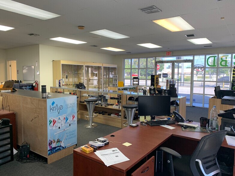 More Photos Of , Fort Lauderdale General Retail For Sale