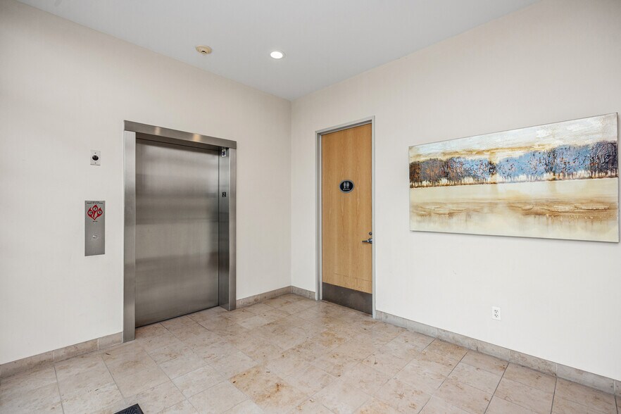 More Photos Of 9070 Irvine Center Dr, Irvine Loft Creative Space For Sale