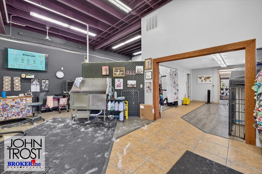 More Photos Of 801 N Center St, Casper Freestanding For Sale