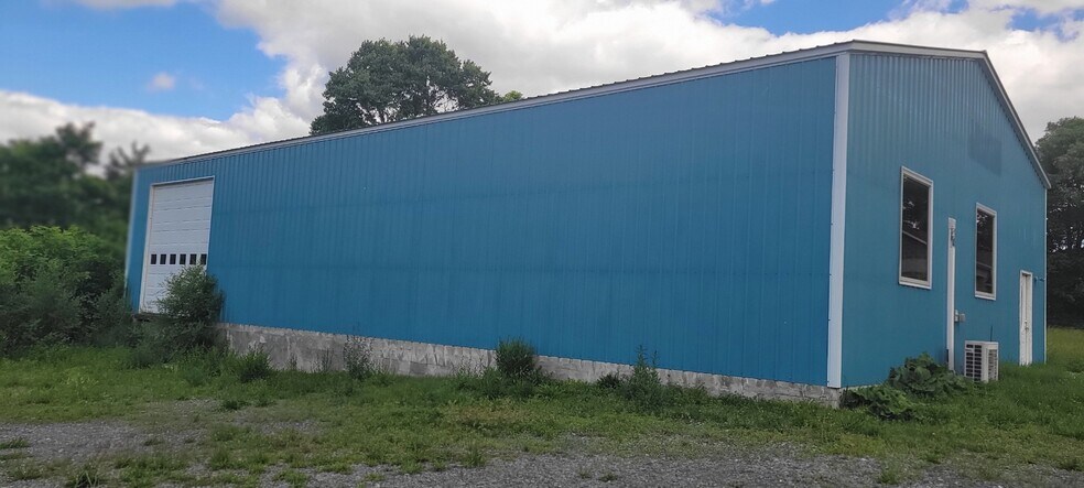 More Photos Of 16467 Old Valley Pike, Edinburg Showroom For Lease