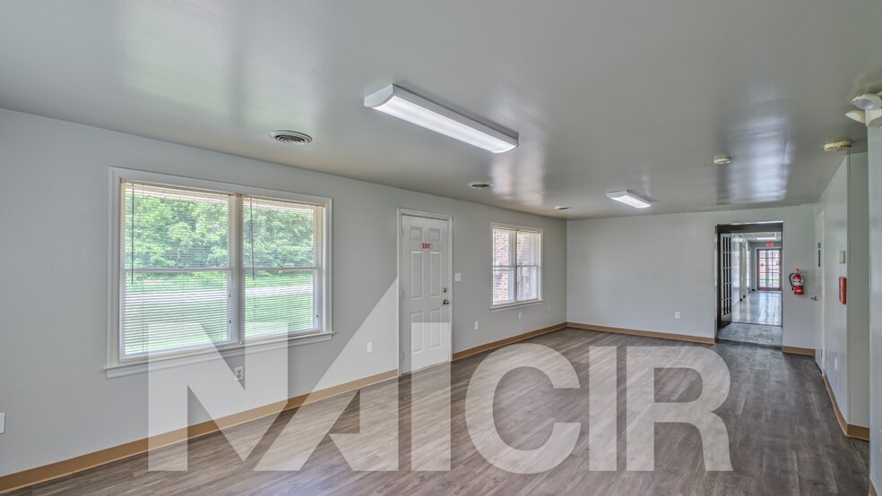 More Photos Of 2850 Lewisberry Rd, York Haven Warehouse For Lease