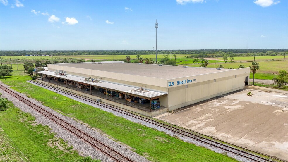 Primary Photo Of 1 Runnels Rd, San Benito Warehouse For Sale