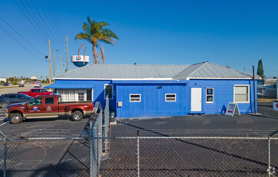 More Photos Of 2660 N Us Highway 1, Fort Pierce Auto Dealership For Sale