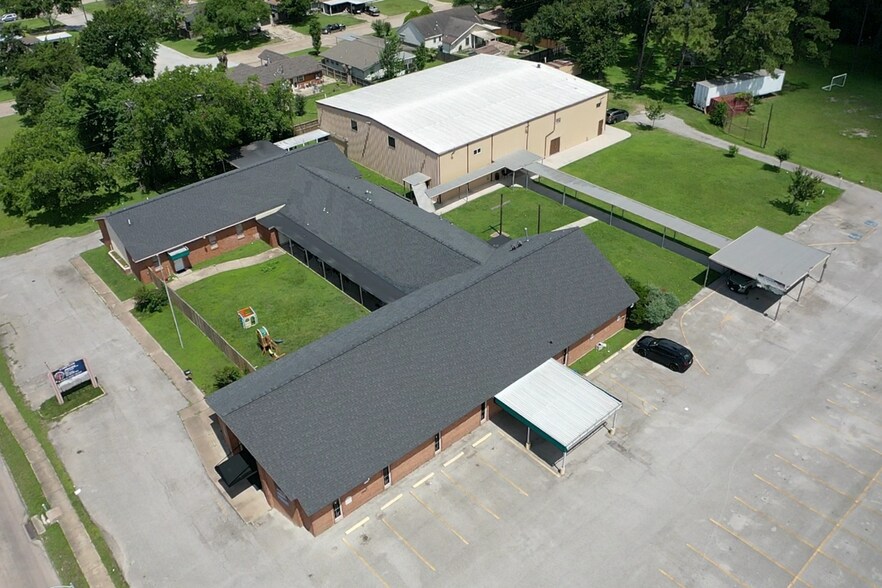 More Photos Of 6730 W Tidwell Rd, Houston Religious Facility For Lease