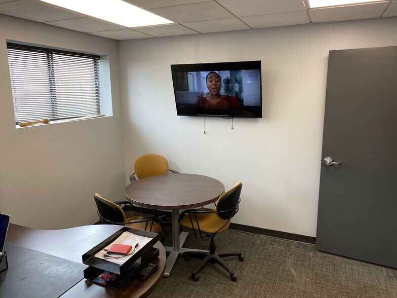 More Photos Of 2617 Grandview Ave, Nashville Office For Lease