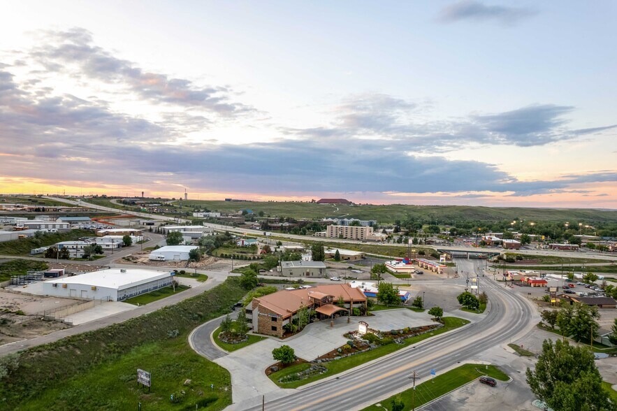 More Photos Of 550 N Poplar St, Casper Medical For Lease