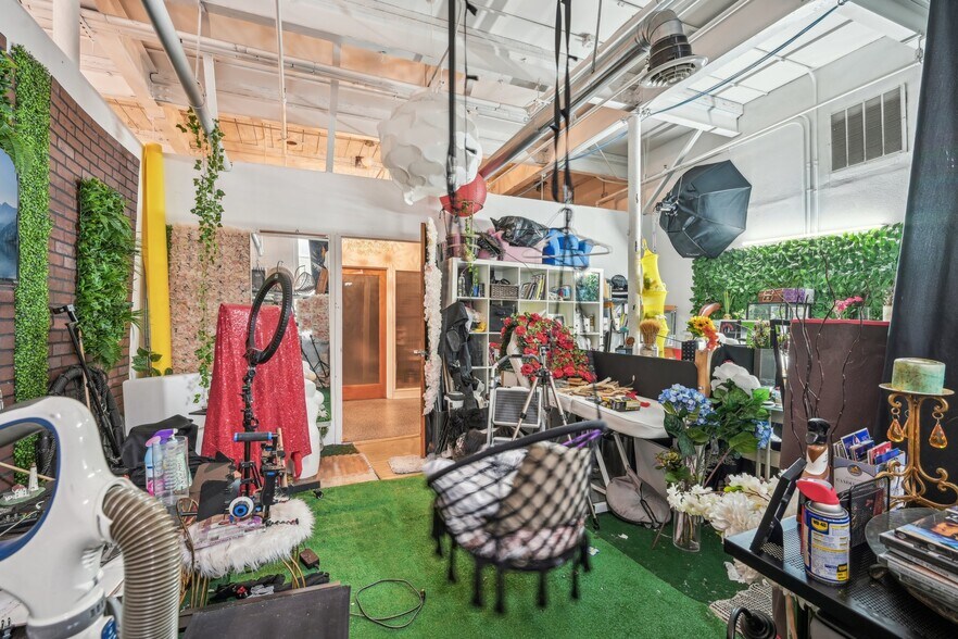 More Photos Of 1027 S Clinton Ave, Trenton Office For Sale